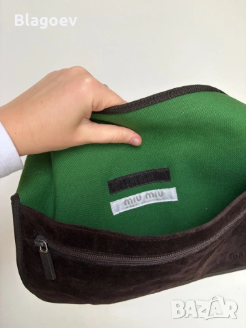 Чанта Miu Miu SS 1999 waist pouch, снимка 2 - Чанти - 53054854