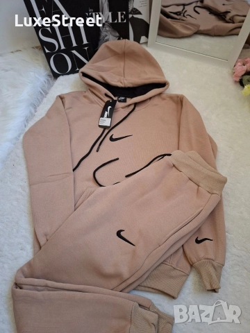 Дамски Ватирани Комплекти 🤍 Nike , снимка 4 - Спортни екипи - 52555081