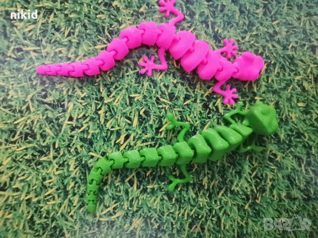 Пластмасови подвижни движещи мърдащи животни животинки гущер куче игуана пластмасови фигурки , снимка 2 - Фигурки - 32552141