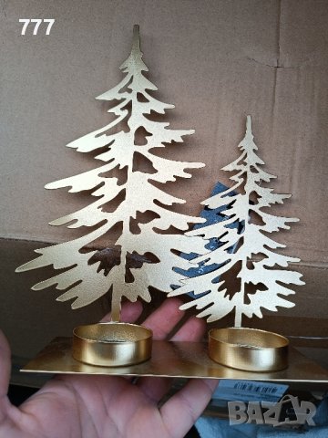 Коледни метални свещници