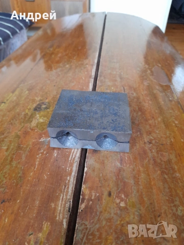 Стар калъп за риболовни тежести,олово