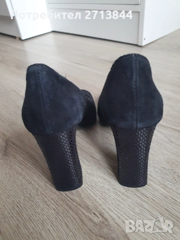 Обувки, снимка 3 - Дамски обувки на ток - 52138157