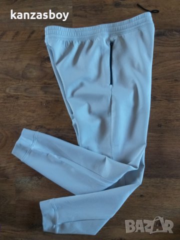 Lacoste Men's Motion Quick Dry Jogger Sweatpants - страхотно мъжко долнище КАТО НОВО, снимка 12 - Спортни дрехи, екипи - 43612410