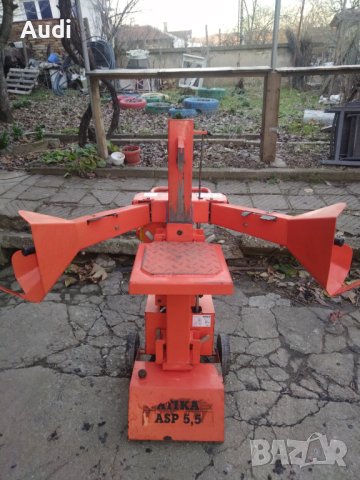 Вертикална трифазна/монофазна цепачка  6 тона натиск, мощност 3500W цепи метровки