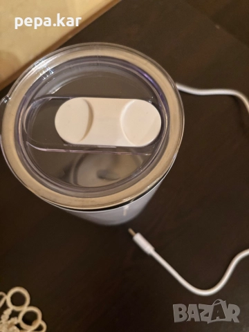 Саморазбъркваща се термочаша  с ubs захранване и капак , снимка 3 - Чаши - 52629528