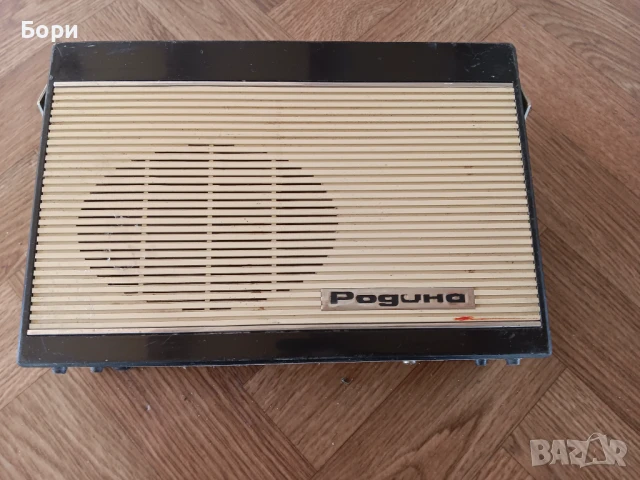 Радио Родина, снимка 3 - Радиокасетофони, транзистори - 50955280