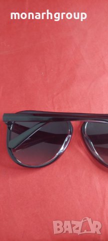 Слънчеви очила Guess, снимка 2 - Слънчеви и диоптрични очила - 43110457