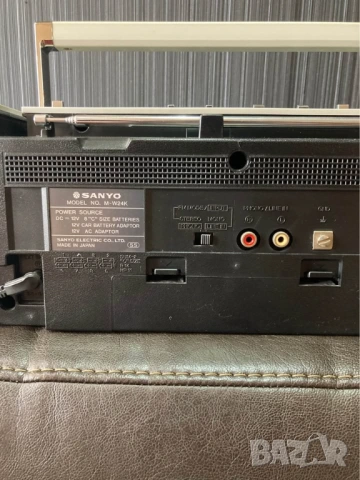 SANYO M-W24K VINTAGE RETRO BOOMBOX радио касетофон, снимка 8 - Радиокасетофони, транзистори - 53389136