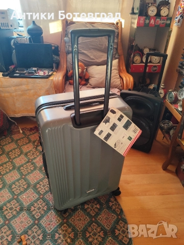 Нов куфар Passenger 77 л. Луксозен , снимка 7 - Куфари - 52735433