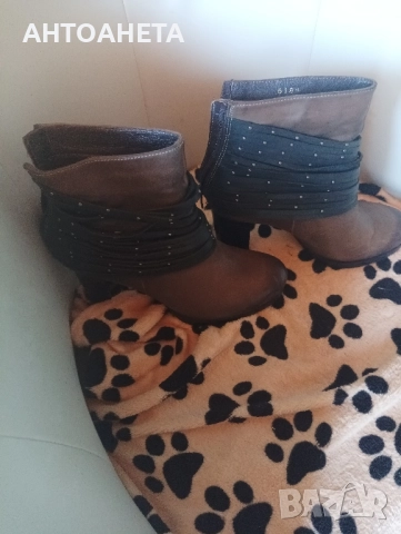 Продавам дамски боти от набук, снимка 8 - Дамски боти - 51810176