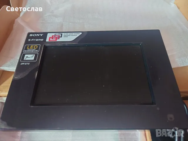Нова дигитална фоторамка Sony DPF E710, снимка 3 - Друга електроника - 48738499