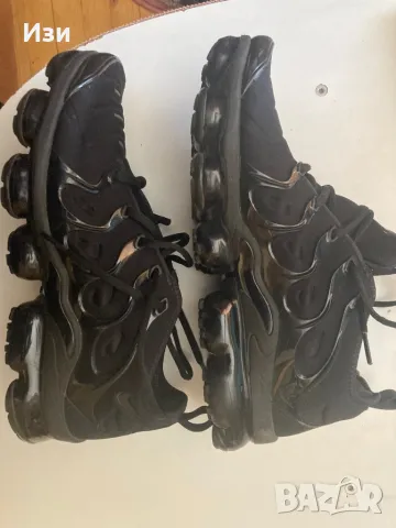 Маратонки NIKE AIR VAPORMAX PLUS, снимка 2 - Маратонки - 49097664