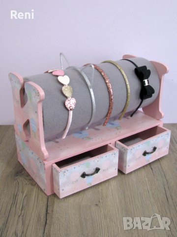 Поставка за диадеми с буква и две чекмеджета, снимка 4 - Други - 39804619