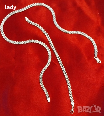 Страхотен сребърен комплект с красива плетка. Проба 925. Колие - 47 см., гривна - 19 см. 
