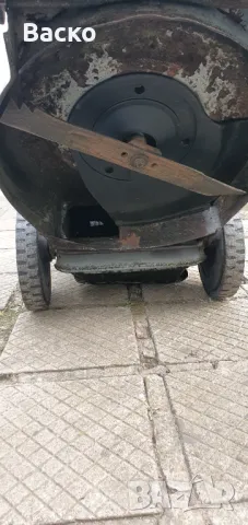 Продавам бензинова самоходна косачка 3.7к.с внос от Германия , снимка 15 - Градинска техника - 50311063