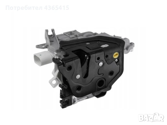 Audi Q3 8U Facelift Брава за задна дясна врата , снимка 4 - Части - 50174974