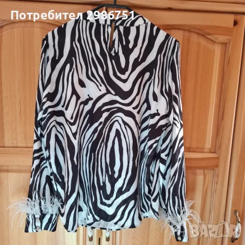 Елегантна дамска сатенена риза с гердан от петлички , снимка 2 - Блузи с дълъг ръкав и пуловери - 49270254