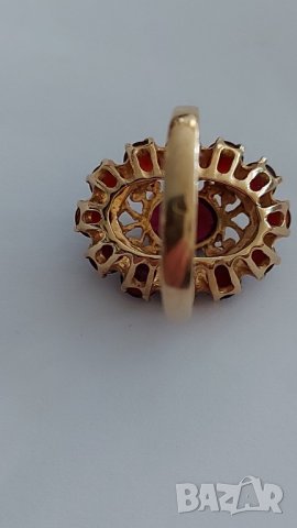 Златен пръстен с естествени гранати, снимка 2 - Пръстени - 43306694