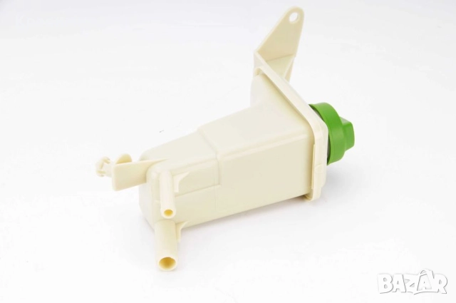 Изравнителен съд, хидравлично масло (серво управление)