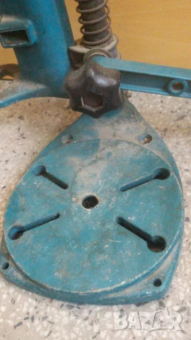 Стойка за бормашина Black+Decker, снимка 3 - Бормашини - 51245112