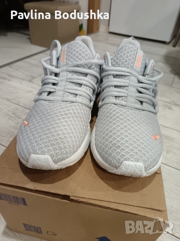 Дамски маратонки Puma сиви, снимка 2 - Маратонки - 53251844