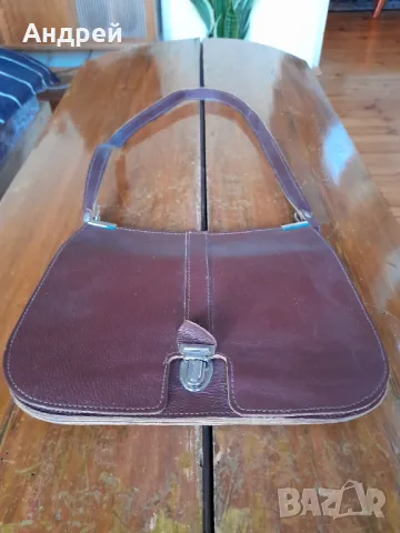 Стара дамска кожена чанта #26