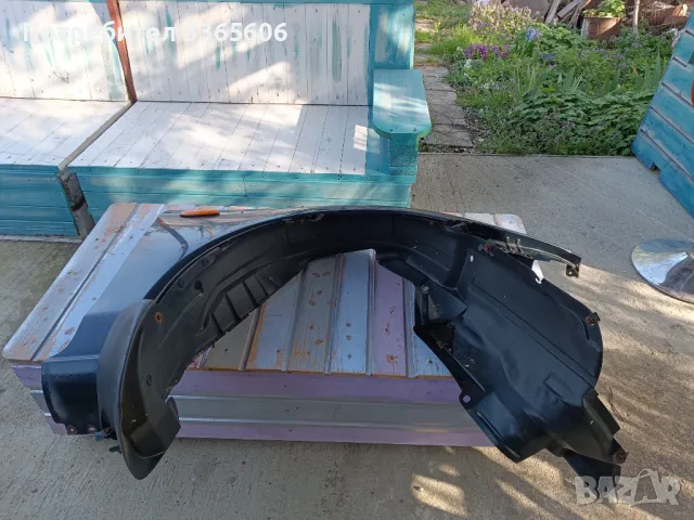 Десен калник+подкалник Мазда 323F, снимка 2 - Части - 49689724