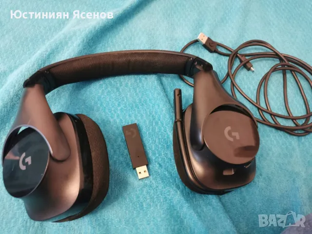 Продавам безжични  гейминг слушалки Logitech G533 с неработещ микрофон, снимка 3 - Bluetooth слушалки - 48449134