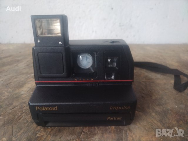 Фотоапарат за моментни снимки Polaroid 600 Impulse Autofocus Instant Camera