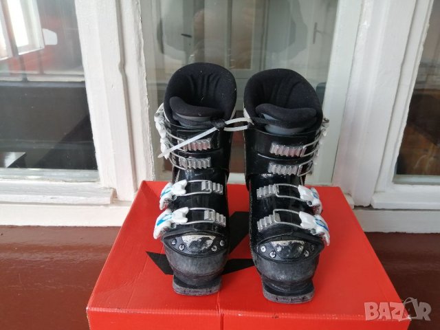 Ски обувки Nordika 34 номер. Налични номера от серията 30 31 32 33 34 35 36 37 38 39 40 41 42 43  