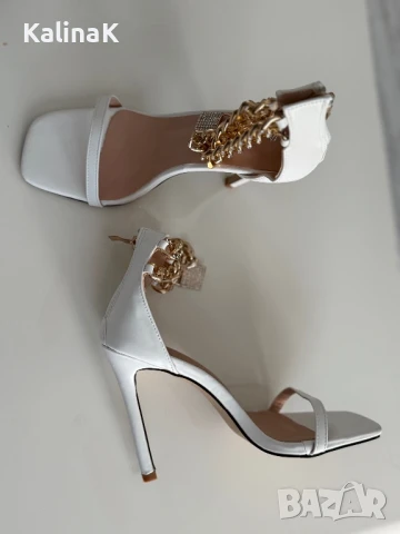 Сандали бели на ток, снимка 2 - Сандали - 51180618