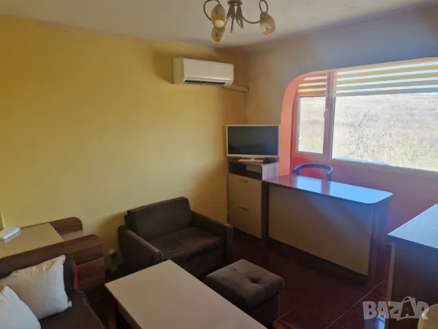 Продавам тристаен апартамент с гараж, снимка 4 - Апартаменти - 50021005