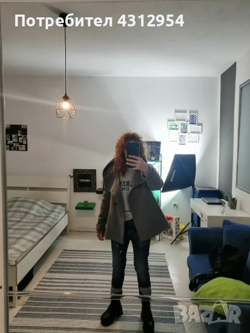 Zara сиво късо палто