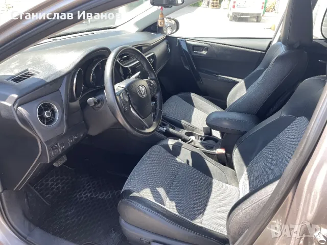 Toyota Auris 1.2T SOL, снимка 6 - Автомобили и джипове - 50107749