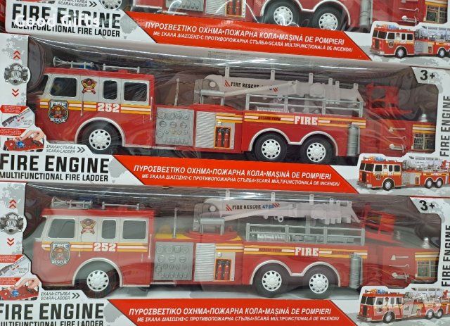 Голяма детска пожарна, 60см със звук и светлини, снимка 5 - Коли, камиони, мотори, писти - 43258737