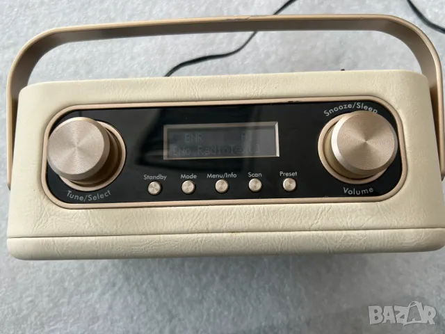 Ретро портативно радио, Nordmende, TRANSITA 30, DAB + и FM, Bluetooth, 6 W, Бежово, снимка 2 - Аудиосистеми - 49484625