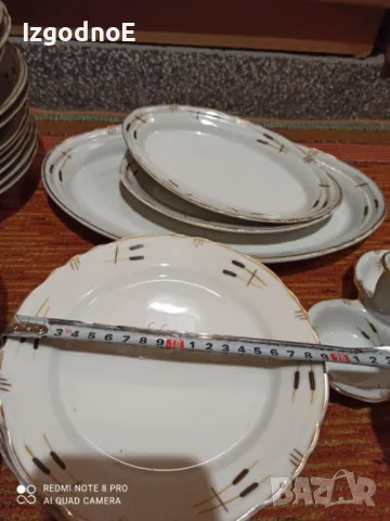25 части порцеланов сервиз от Соца за хранене, снимка 3 - Сервизи - 48730026