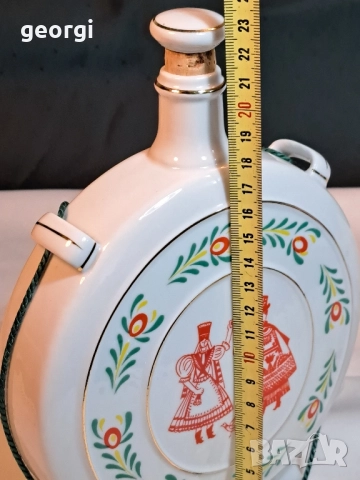 унгарска порцеланова бъклица Hollohaza , снимка 7 - Сервизи - 52371891