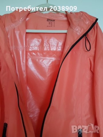 Нови непромокаеми дамски якета  марка crivit, снимка 4 - Спортни екипи - 26719341