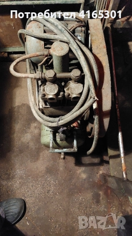 компресор за въздух, снимка 2 - Други машини и части - 52328839