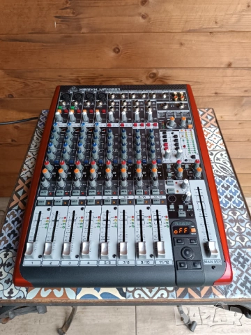Смесителен  пулт Behringer UFX 1204 USB, снимка 4 - Ресийвъри, усилватели, смесителни пултове - 53231426