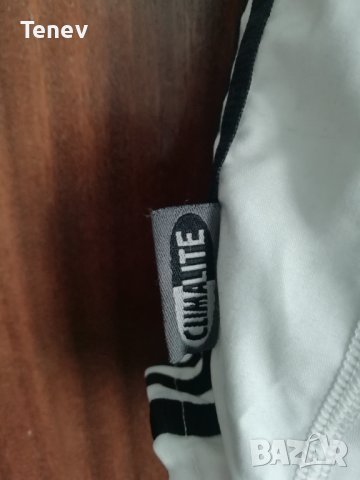 Real Madrid Adidas 2003/2004 оригинални къси гащи шорти Реал Мадрид размер 38 - L , снимка 5 - Спортни дрехи, екипи - 44111427