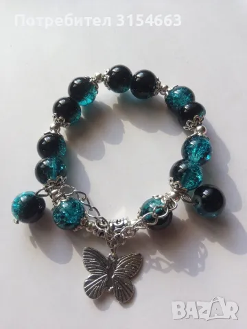 Гривна с пеперуда 