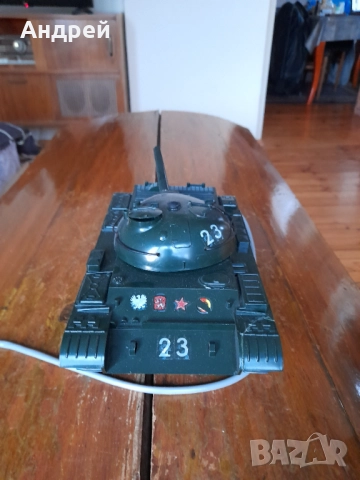 Стара играчка танк Panzer T62, снимка 6 - Други ценни предмети - 52949848
