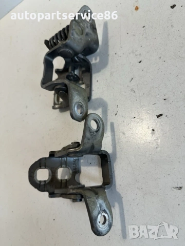 Предна дясна врата с панти горна и долна за Jeep Compass 2.2 CRD (2011) 85574F, снимка 3 - Части - 53596694