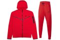 Нов мъжки червен екип Nike Tech Fleece, снимка 2