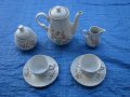 Ретро порцеланов чайник каничка захарница и 2 чаши, снимка 1 - Антикварни и старинни предмети - 33481946