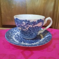 Английски двоен сет за чай от костен порцелан - в синята гама. Вмест. - 200мл. Маркиран., снимка 1 - Чаши - 37588102