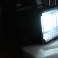 LED водоустойчив акумулаторен прожектор с двойна глава, снимка 5 - Друга електроника - 40065054