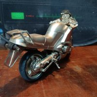Декоративен метален модел на мотоциклет BMW с часовник, снимка 3 - Други - 43981560